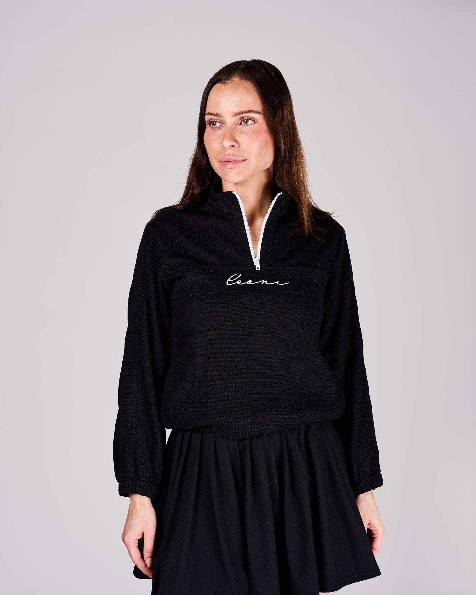 Women's Piqué Q - Zip Black - Leoni